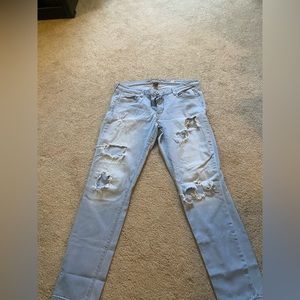 I am selling these cute distressed jeans!